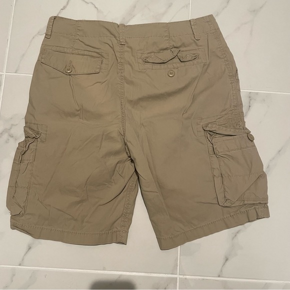 Lightweight Cargo Short - Picture 2 of 2